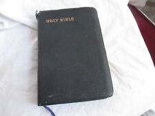 Holy bible concordance d'occasion  Expédié en Belgium