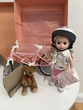 Madame Alexander Bike Riding Wendy Set 8" boneca com bicicleta + urso. *detalhe, leia, usado comprar usado  Enviando para Brazil