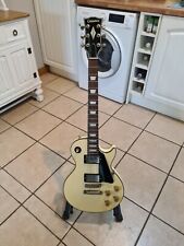 Guitar for sale  ELY
