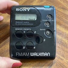 Sony Walkman SRF-M33 Rádio Estéreo AM/FM Portátil Walkman Mega Bass Memória Predefinida comprar usado  Enviando para Brazil