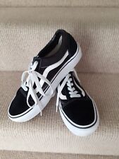 Vans wall shoes for sale  WINDSOR