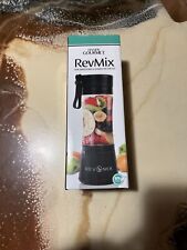 Mini liquidificador portátil RevMix sem fio USB recarregável para smoothies e shakes comprar usado  Enviando para Brazil