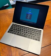 "Computadora portátil Apple MacBook Pro 13" (256 GB SSD, Intel Core i5 8a generación, 1,4 GHz, 8 GB) - segunda mano  Embacar hacia Argentina