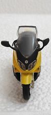 YAMAHA TMAX T-MAX 500 ANNO 2001 Modellino Moto Scooter GIALLO scala 1:18  segunda mano  Embacar hacia Argentina