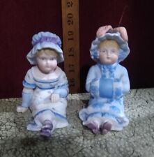 Antique VICTORIAN PORCELAIN FIGURINES Piano Baby Girls Muff Costume  4,1/2"  for sale  Shipping to South Africa