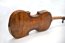 Fine violin labeled d'occasion  France