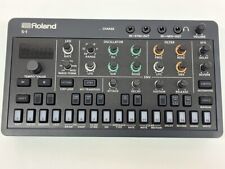 roland synth d'occasion  Expédié en Belgium