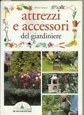 Attrezzi e accessori del giardiniere usato  Novara