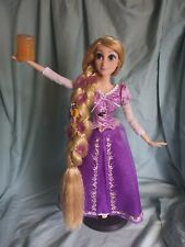 Boneca Disney Singing 17" - Rapunzel com lanterna e suporte comprar usado  Enviando para Brazil