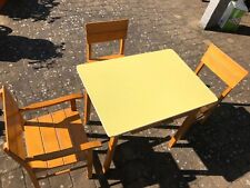 Kinder-Sitzgarnitur Holz Tisch mit 3x Stühle sehr stabil Versand auf Anfrage gebraucht kaufen  Deutschland