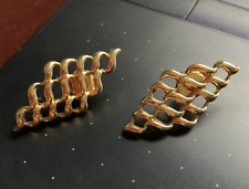 Pendientes eléctricos perforados de celosía ondulada de colección Avon en tono dorado segunda mano  Embacar hacia Argentina