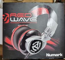 Usado, NUMARK Red Wave DJ Auriculares Profesionales Sobre la Oreja Plata Rojo Auricular Giratorio segunda mano  Embacar hacia Argentina