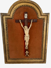 Crucifix cadre bois d'occasion  Templemars
