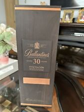 Caixa de presente de uísque escocês Ballantine's 30 anos comprar usado  Enviando para Brazil