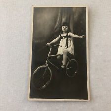 Cartão postal foto real menina artista circo criança em bicicleta RPPC, usado comprar usado  Enviando para Brazil