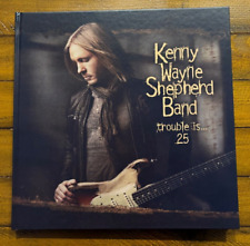 Kenny Wayne Shepherd: Trouble Is... 25 - Libro de arte, CDs. Blu Ray de vinilo y atmósfera segunda mano  Embacar hacia Argentina