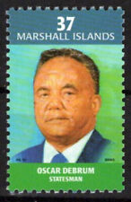 Ilhas Marshall 817 MNH Famous People Oscar deBrum ZAYIX 0424S0023M comprar usado  Enviando para Brazil