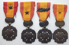 Lote de 4 medalhas cruzadas galante da República do Vietnã comprar usado  Enviando para Brazil