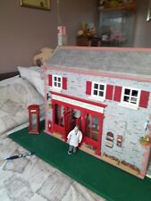 Collectable dolls house for sale  OLDHAM