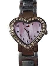 "Reloj para mujer Tommy Hilfiger de 7,5" plateado con gemas en forma de corazón esfera rosa..., usado segunda mano  Embacar hacia Argentina