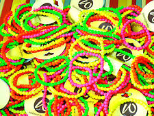 Lot bracelets fluo d'occasion  Cajarc
