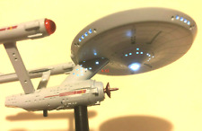Star Trek iluminado USS Enterprise NCC 1701 barco clásico TOS serie original juguete segunda mano  Embacar hacia Argentina