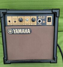 Amplificador de Guitarra Yamaha GA-10 10W 120V 60HZ Estado Sólido Amplificador de Práctica Portátil segunda mano  Embacar hacia Argentina