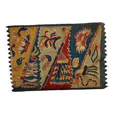 Usado, Tapete indiano navajo raro de feltro tabaco com colar e penas Tomahawk 8”x5,5” comprar usado  Enviando para Brazil