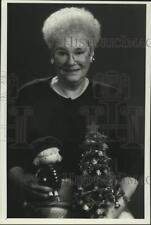 1988 foto de prensa Phyllis Lipe, expositor de Navidad del festival Everson - sya16471 segunda mano  Embacar hacia Argentina