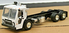 Greenlight branco Mack LR coe cabine e chassi caminhão 3 eixos novo sem caixa 1/64 comprar usado  Enviando para Brazil