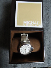 Usado, Relógio feminino Michael Kors MK-2498 na caixa de exibição de madeira original com manual comprar usado  Enviando para Brazil