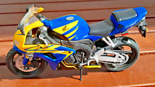 Modellino moto honda usato  Valenzano