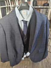 Men full suit for sale  LYBSTER