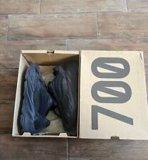 yeezy boost 700 vanta sz 10 for sale  Brooklyn