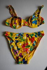 Leuchtend gelber bikini gebraucht kaufen  München