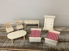 Greenbriar Int. Lote de móveis de madeira para casa de bonecas cadeiras de mesa cômoda camas buffet comprar usado  Enviando para Brazil