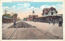 People Waiting For A Train, estación de tren, banco rojo, Nueva Jersey NJ 1922 segunda mano  Embacar hacia Mexico