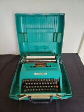 Olivetti studio typewriter d'occasion  Expédié en Belgium