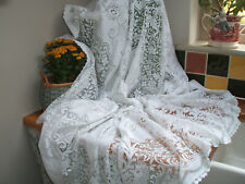 White lace round for sale  IPSWICH