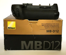 Empuñadura de batería Nikon MB-D12 para D800 D800E D810 con cargador Nikon MS-D12EN segunda mano  Embacar hacia Argentina