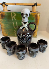 Vintage SKULL DECANTER “Lay Off” Esqueleto Rum Licor Garrafa Shot Glass Conjunto TIKI comprar usado  Enviando para Brazil