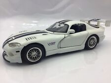 Maisto 1/18 Dodge Viper GTS GT2 - White for sale  Shipping to South Africa
