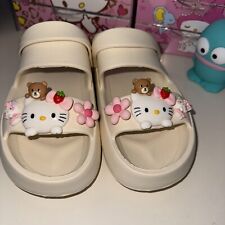 Sandálias fofas brancas Hello Kitty com melodia de pelúcia 7 7,5 8, usado comprar usado  Enviando para Brazil