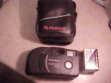 Excellent Fujifilm Smart Shot Deluxe camera with case-from estate, used for sale  Shipping to South Africa
