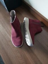 Skechers suede boots for sale  FARNHAM