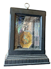Colar medalhão raro Harry Potter Horcrux com display coleção nobre da Sonserina comprar usado  Enviando para Brazil