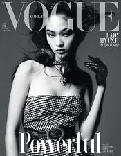 Vogue magazine korea usato  Roma