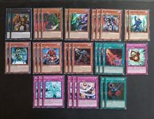 Lotto yugioh deck usato  Uscio