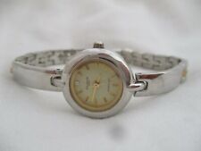Relógio de pulso Atlantis pulseira prata e ouro rosto redondo resistente à água elegante comprar usado  Enviando para Brazil