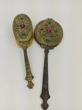 Usado, Antiguo juego de tocador de cepillo de espejo de mano con acentos de joya verde y rojo  segunda mano  Embacar hacia Argentina